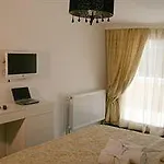 Kumsal Butik